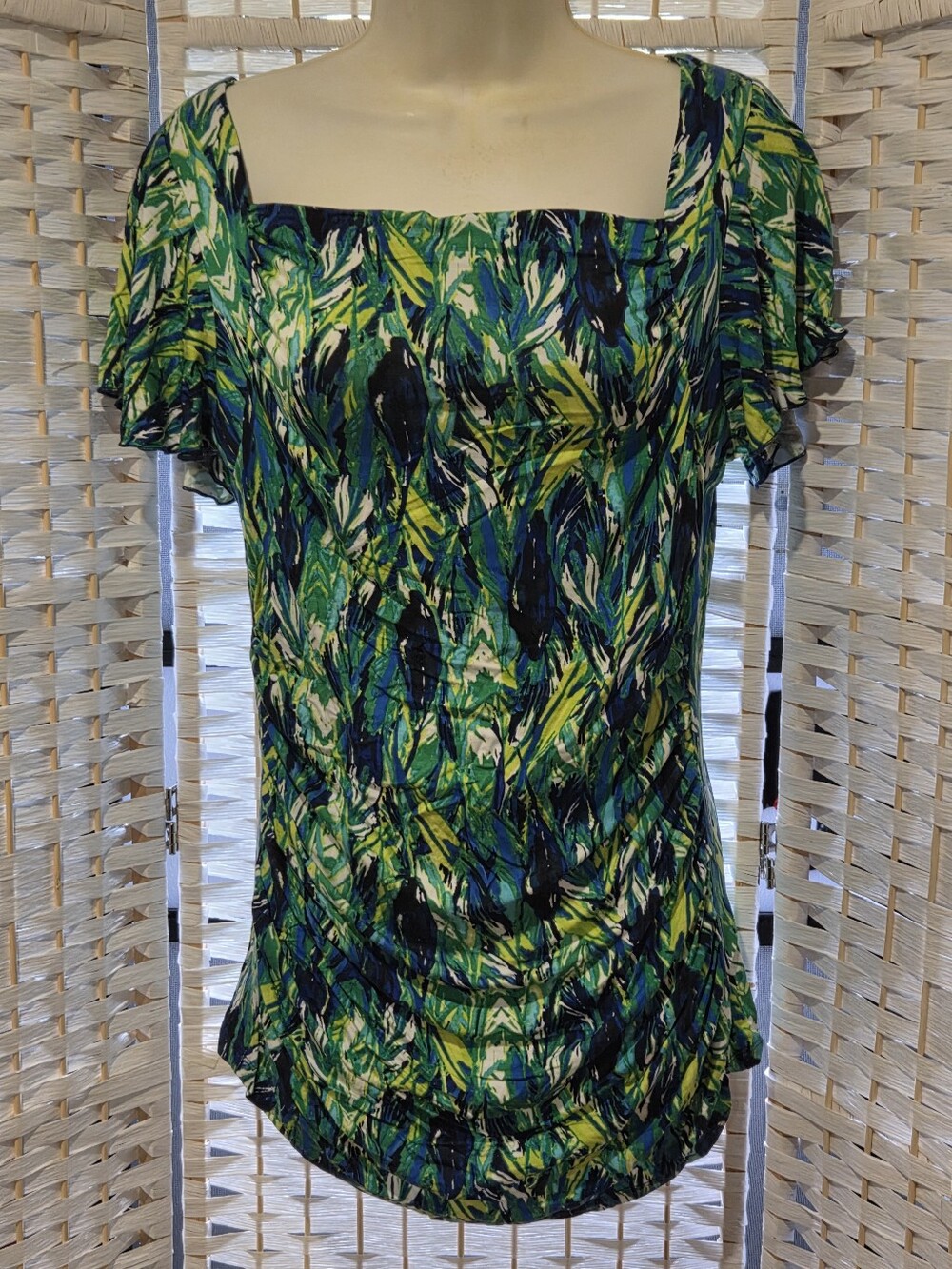Cable & Gauge Square-Neck Flutter Sleeve Top in Green Blue Print